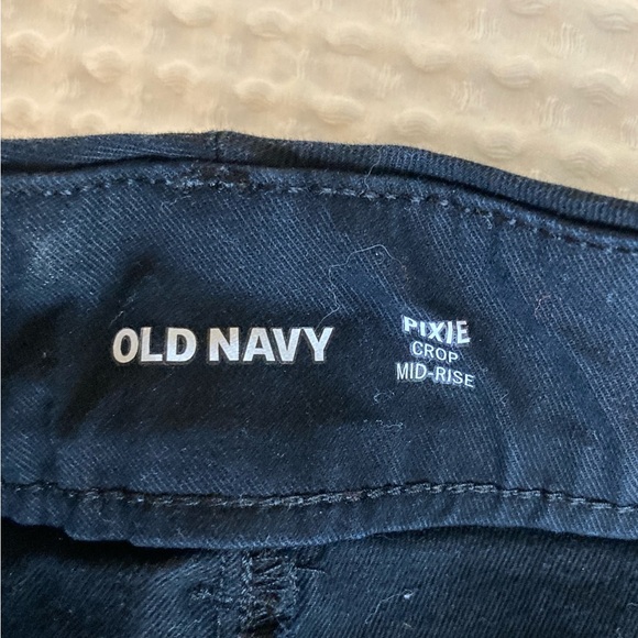 Women's Old Navy  Black Cotton Pixie Midrise Crop Pants Size 10 - Picture 5 of 5
